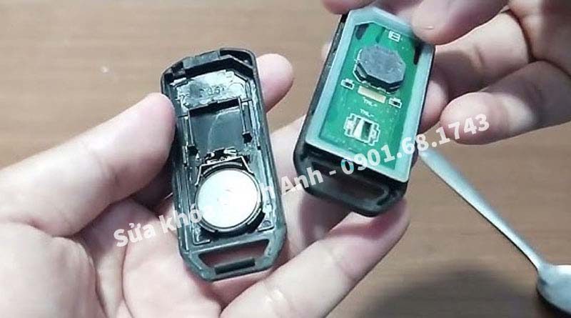 Thay pin remote smartkey xe máy tại Bắc Kạn